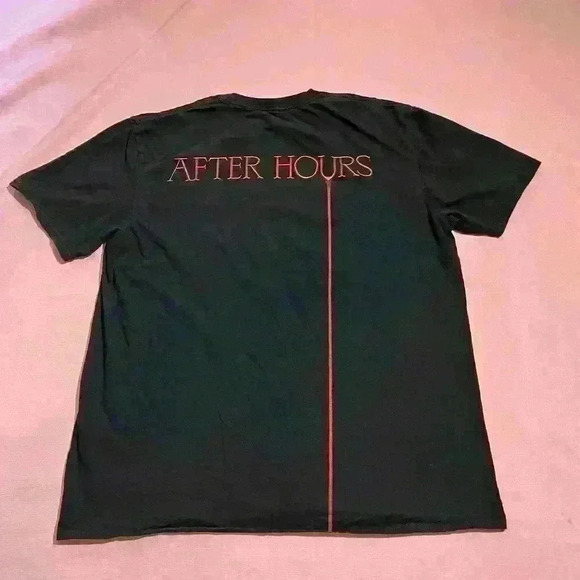 The Weeknd After Hours Tour T Shirt Concert Blood Drip XO Rare Mens Size XL - Picture 2 of 7